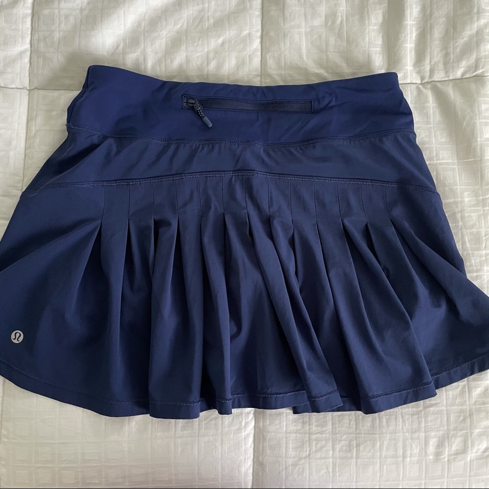 Lululemon Circuit Breaker Skirt Size 4 Tall